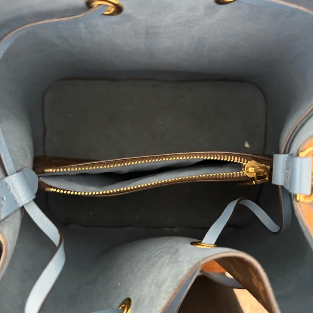 Louis Vuitton Brown and Blue Monogram Shoulder Bag - Picture 7 of 8